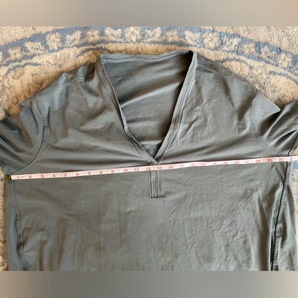 Back In Action V-Neck Long-Sleeve Shirt Belgian Blue - Picture 9 of 10